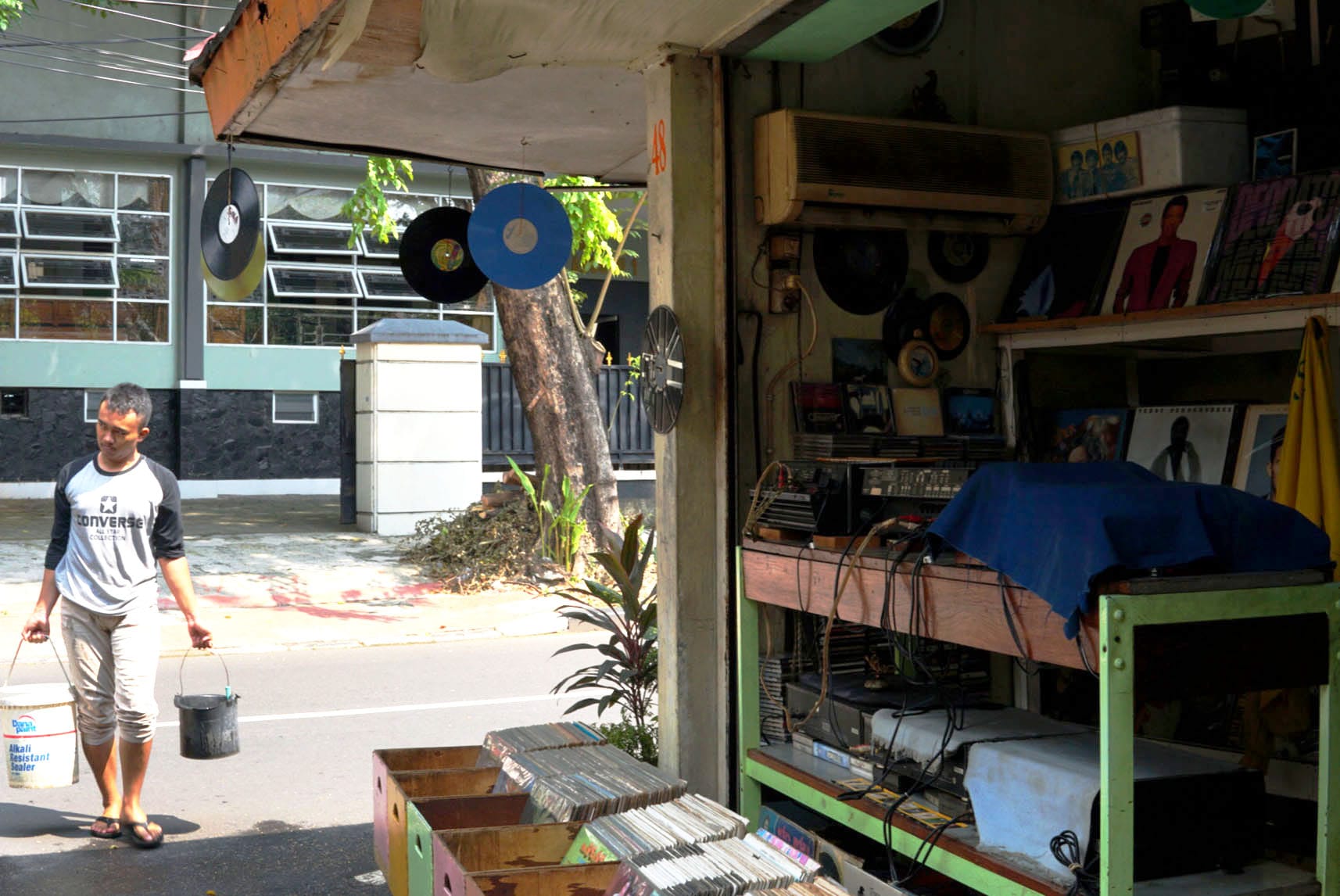 PICTURES: COVID-19 slows tempo of Surabaya music stall