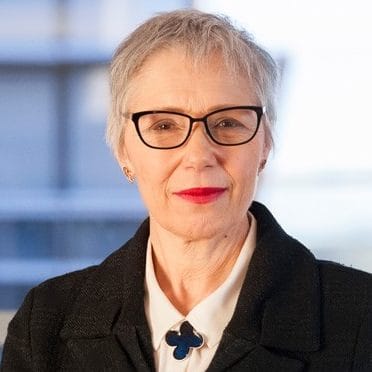 Chloe Munro: A woman of influence in the world of energy