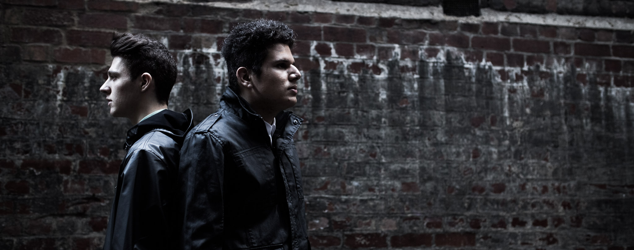 Vibes: Gin & Tonic. The right mix.