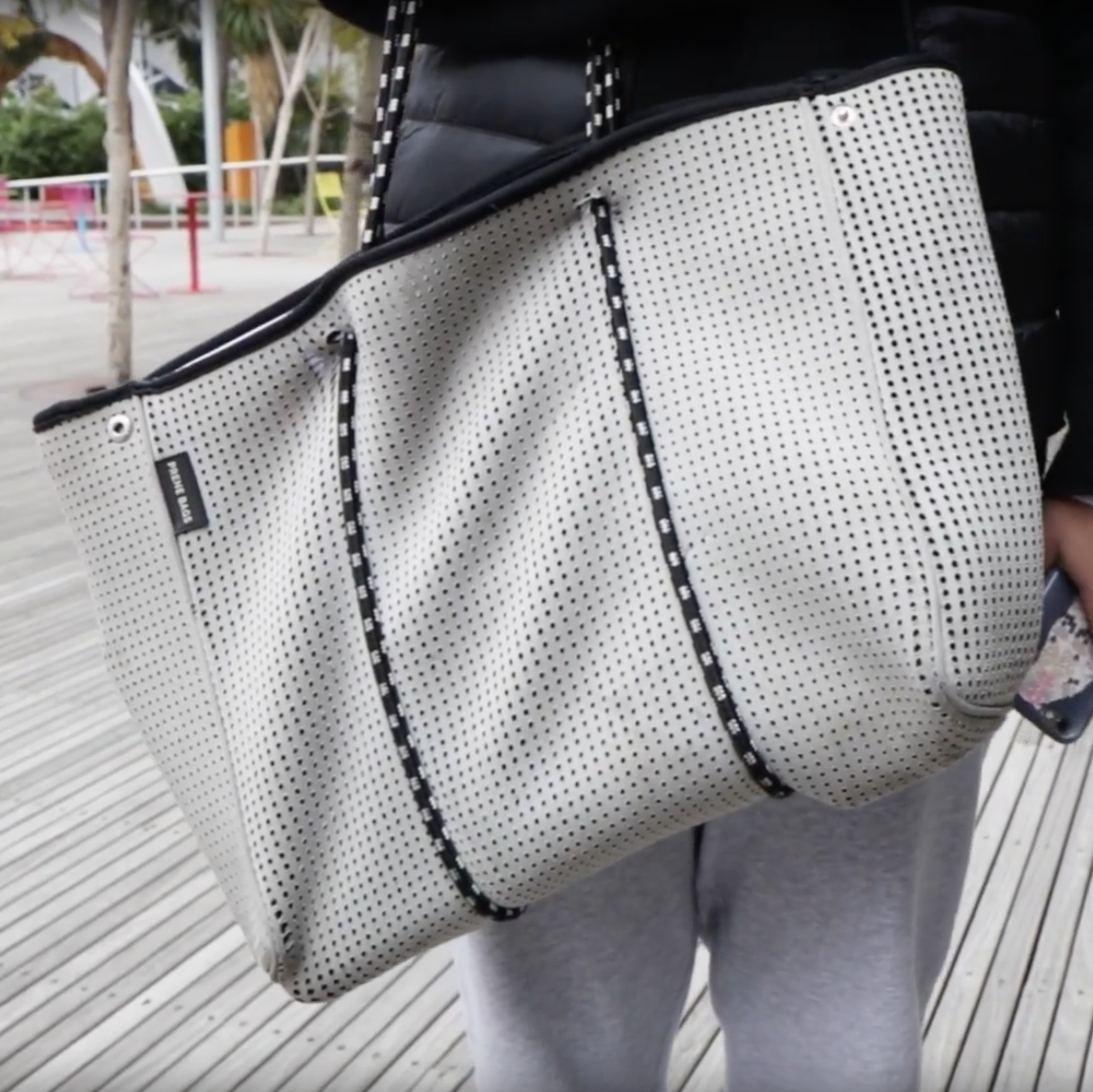 Practical and stylish – our Streetegists show bags of style