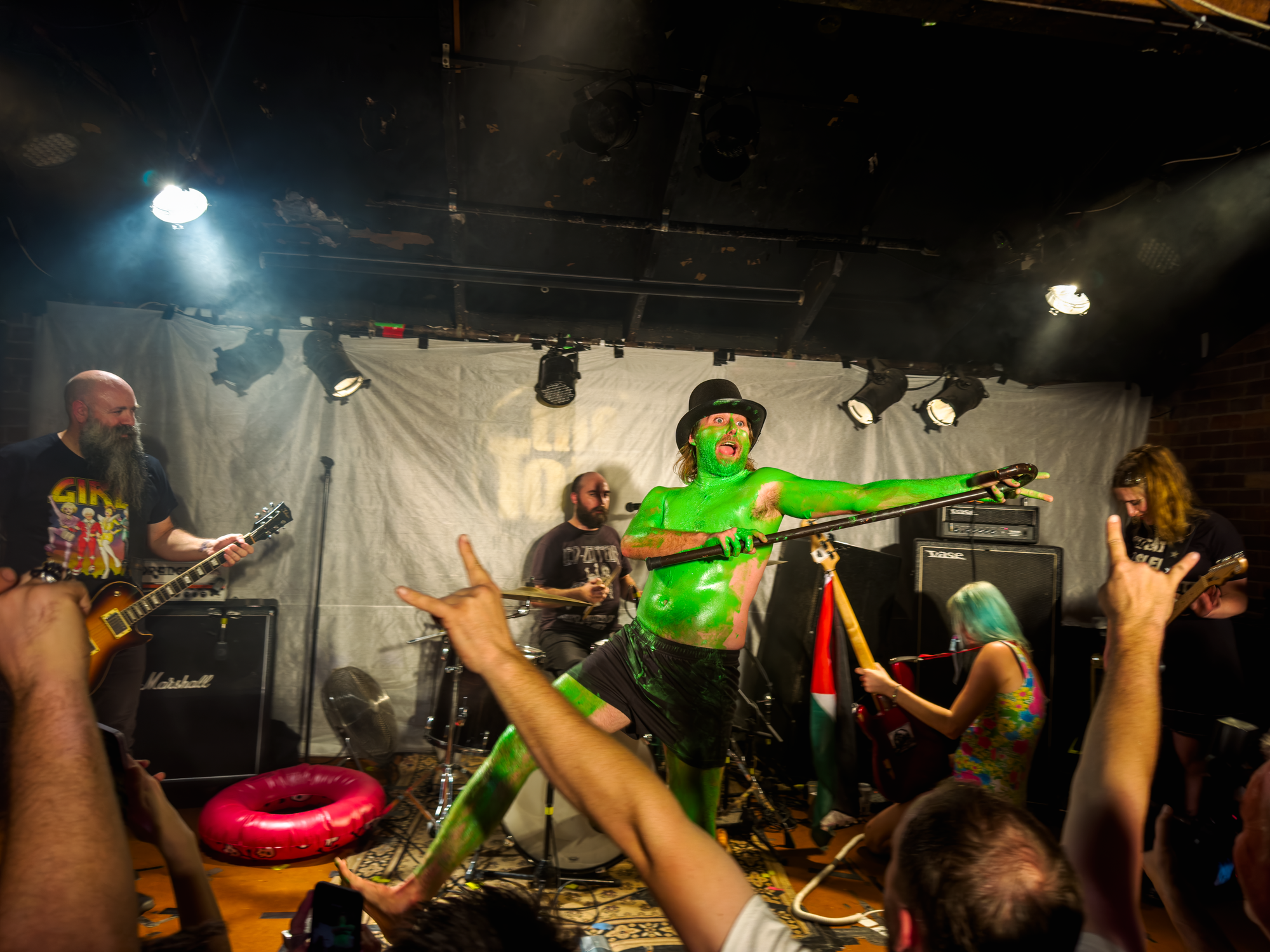 Pints, Punk and Paint - Private Function's performance review