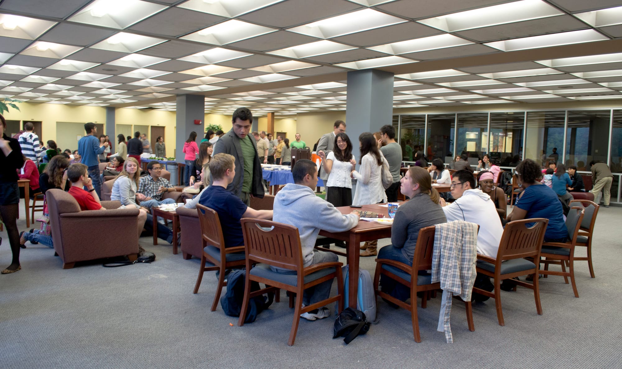 International students 'fighting to stay afloat'