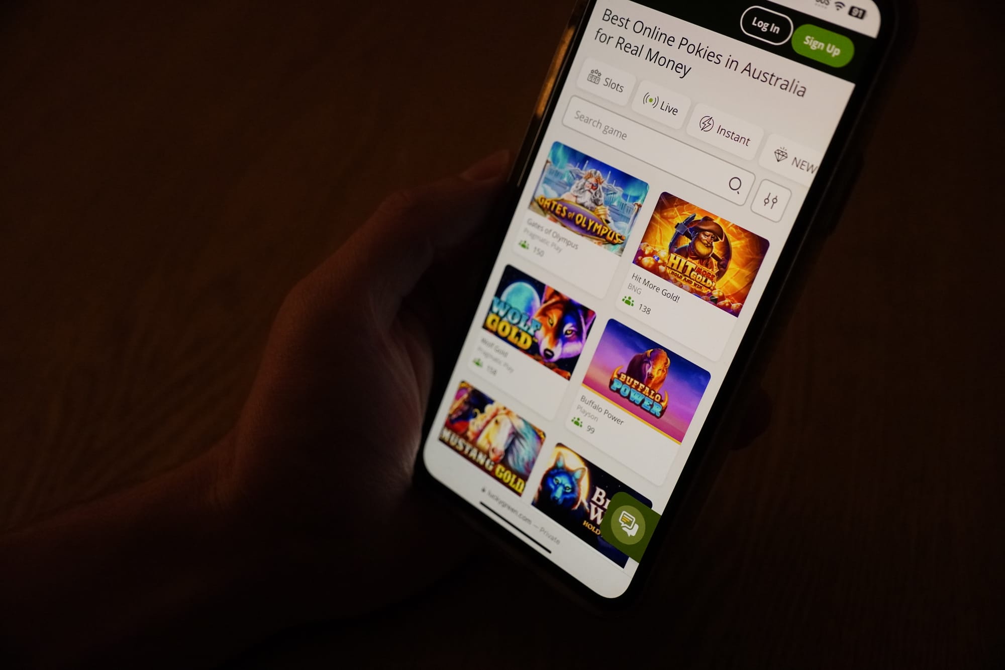 Online gambling: Australia's 'silent thief'