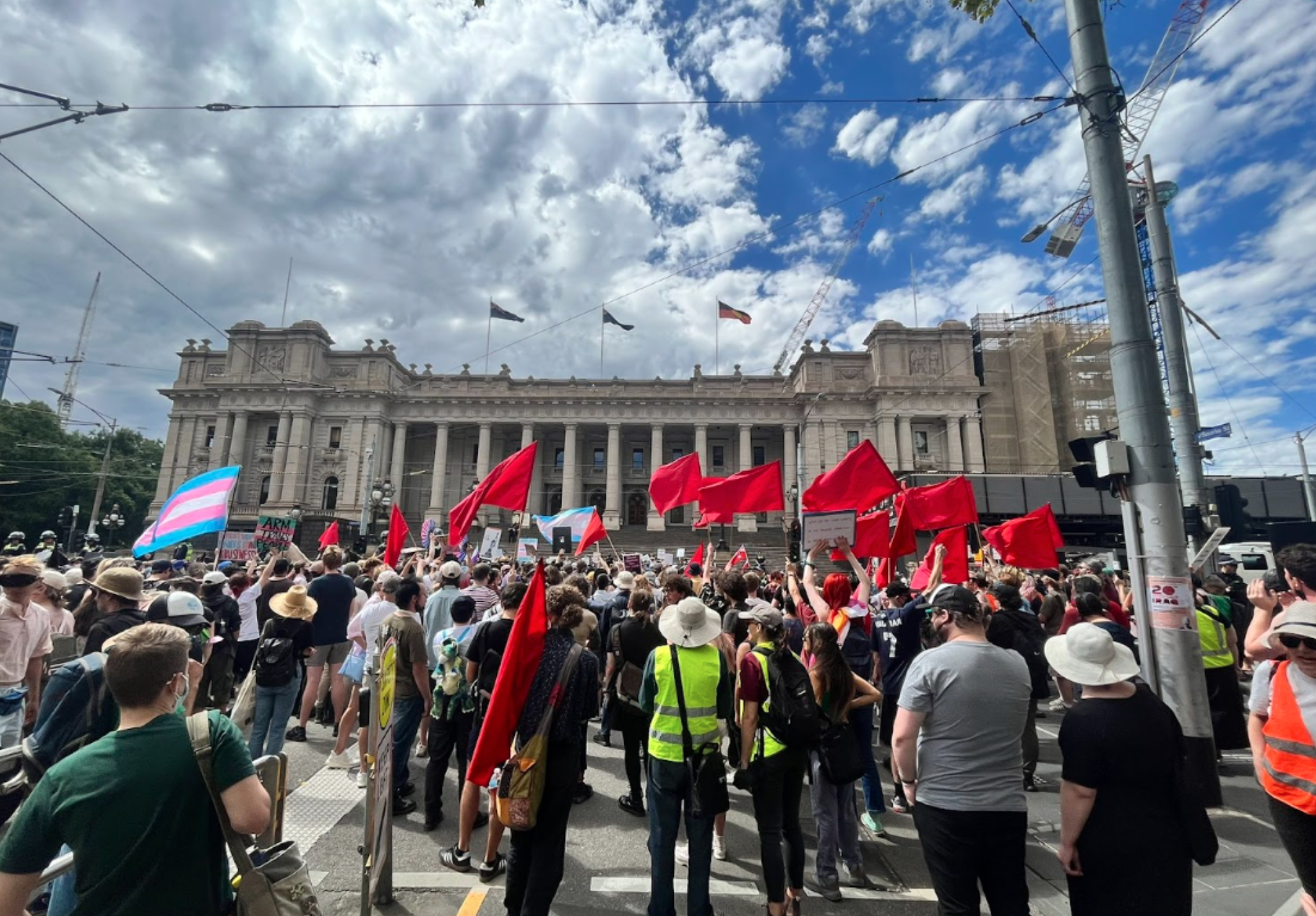 "No sense of protection": Victoria Police accused of discrimination at anti-trans rally