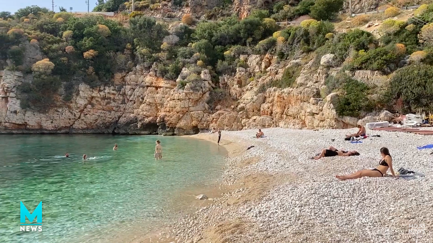 Bizarre Turkey lockdown lets tourists roam freely, bans books post image