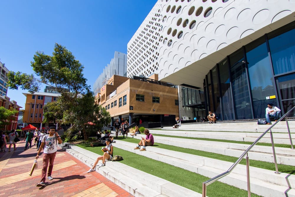 Failing semester one? That's no problem at two Melbourne universities post image