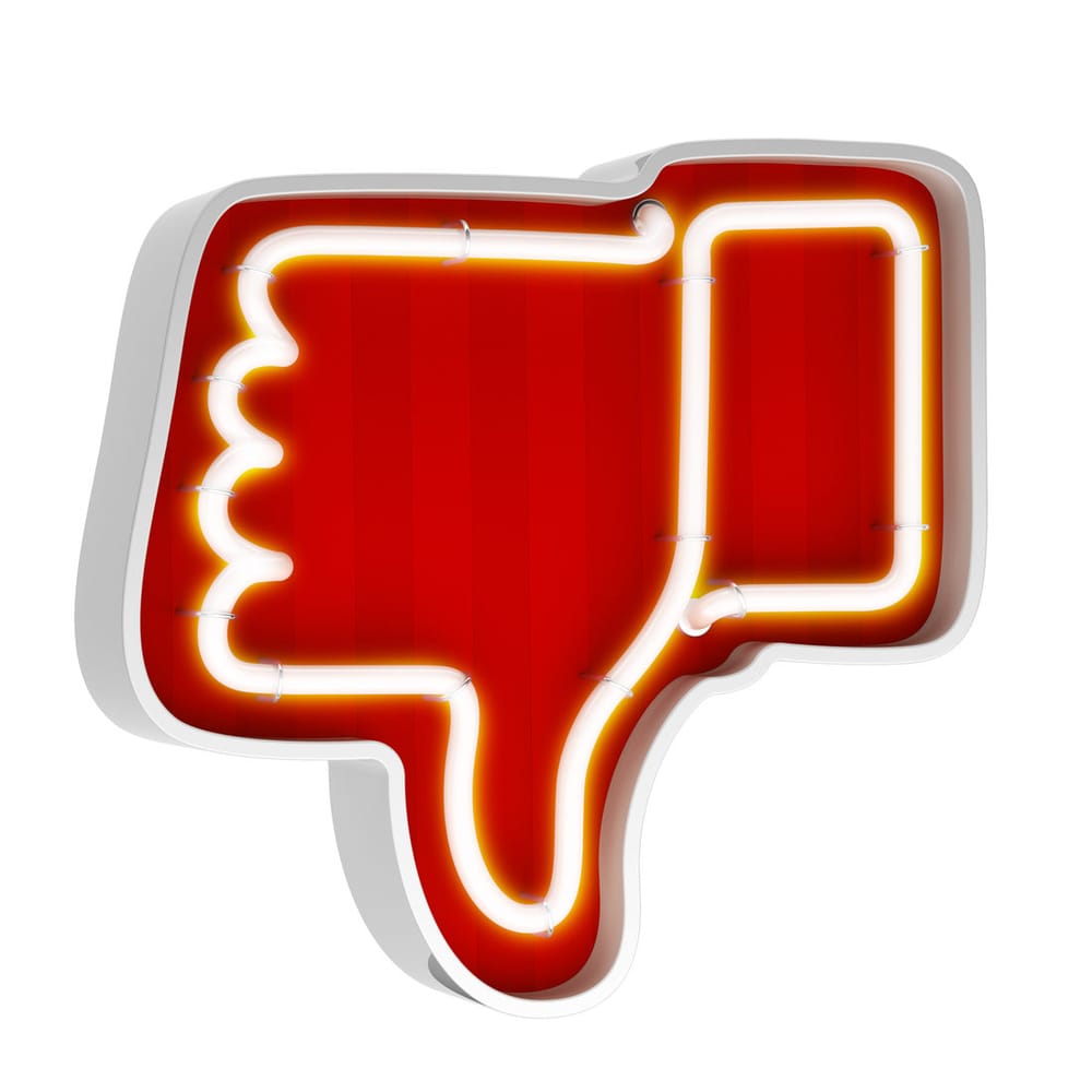 Facebook scandal scores a mixed response from students post image