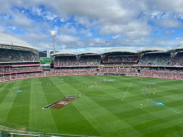 Drop him like he's hot? Snoop Dogg, the AFL and homophobia post image