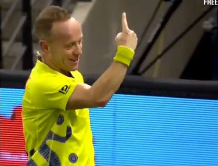 Fans say umpire bashing here to stay: abuse is 'all about team passion' post image