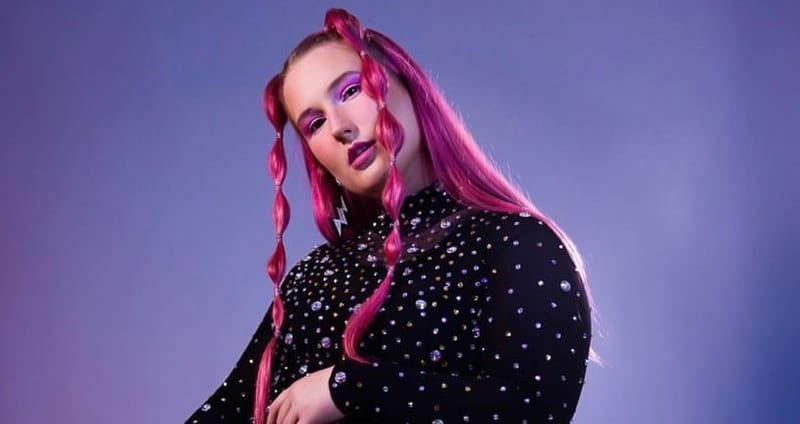 Kitty Rae takes the plunge ... and captivates a growing global audience post image