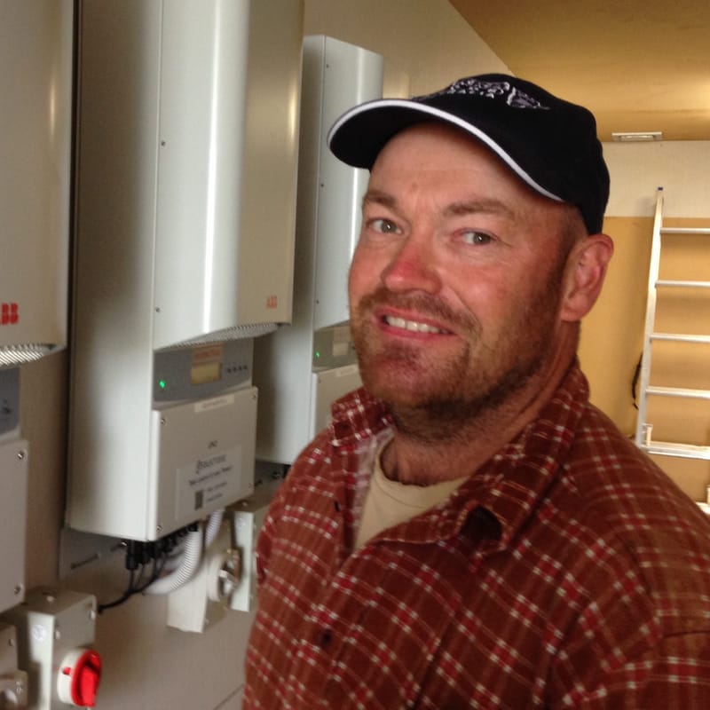 Sun shines brightly on Simon's dairy project post image