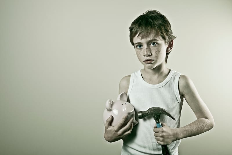 Australian children pick up the tab for parents failing to pay post image